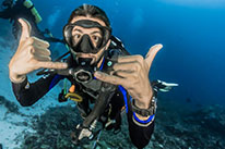 discover scuba diver
