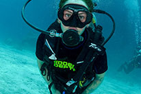 discover scuba diver